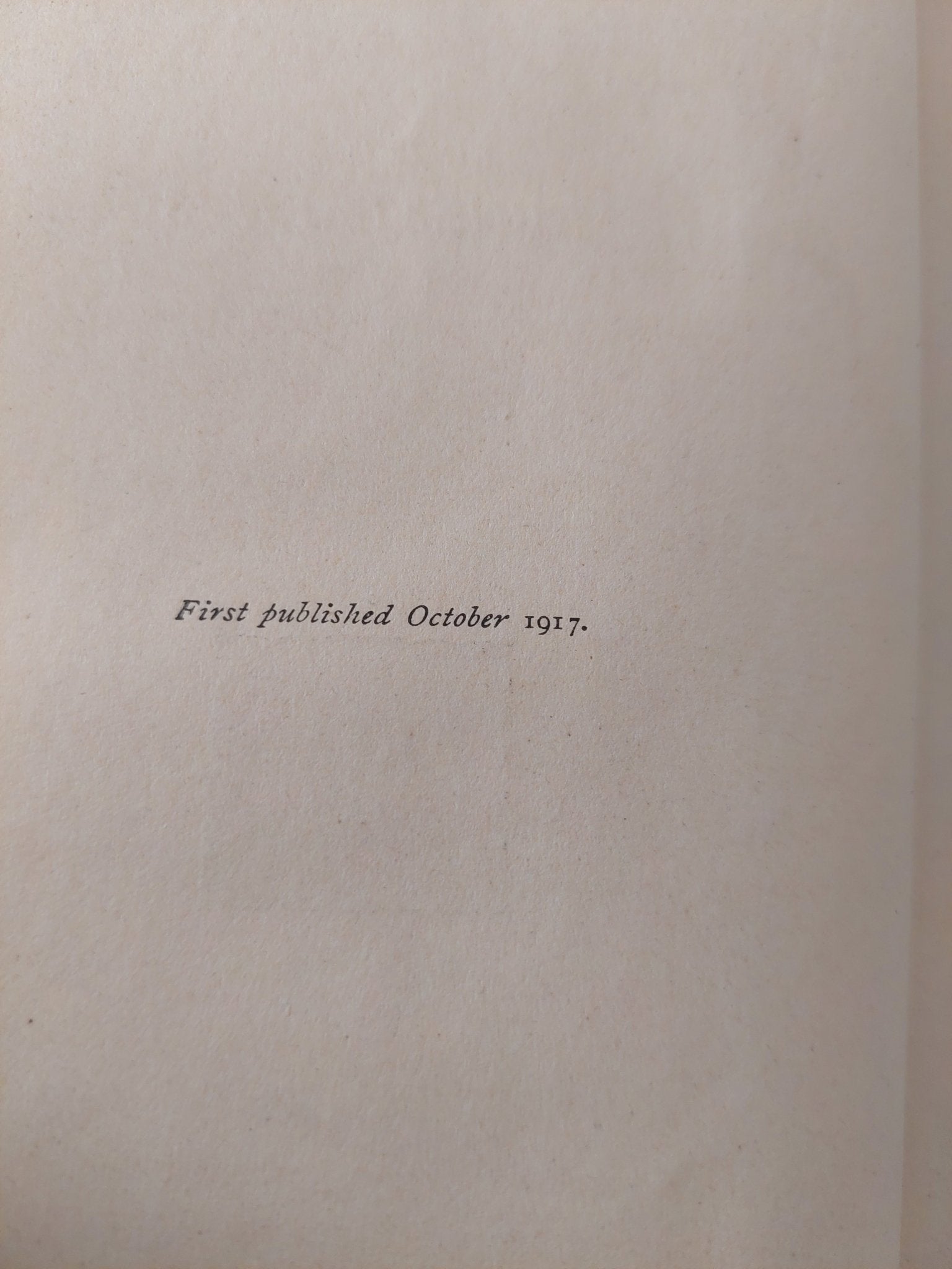 The Old Country: A Book of Praise of England - Ernest Rhys - هارد كفر ملحق بالصور - متجر كتب مصر - متجر كتب مصر