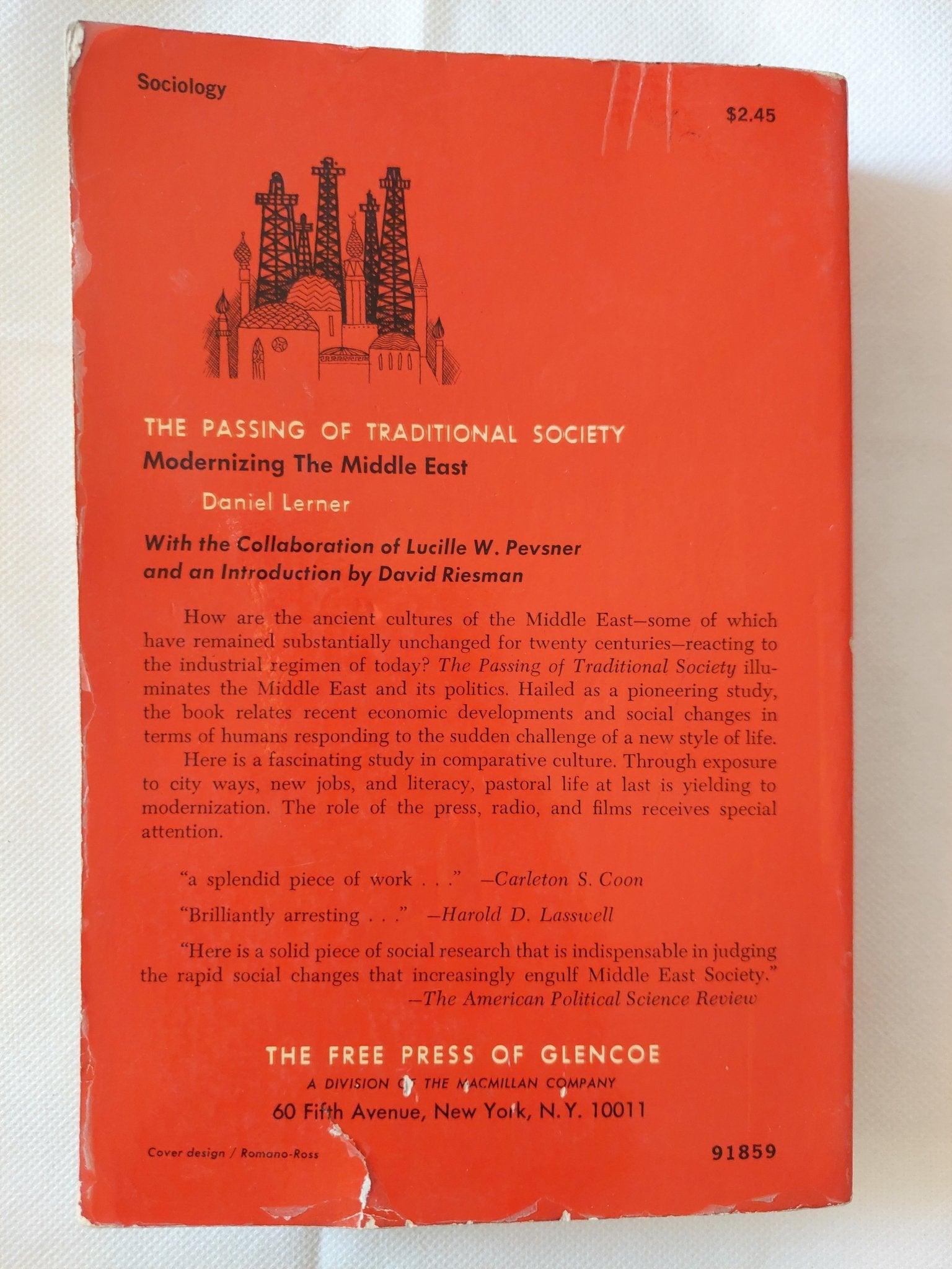 the passing of traditional society / Daniel Lerner - متجر كتب مصر - متجر كتب مصر