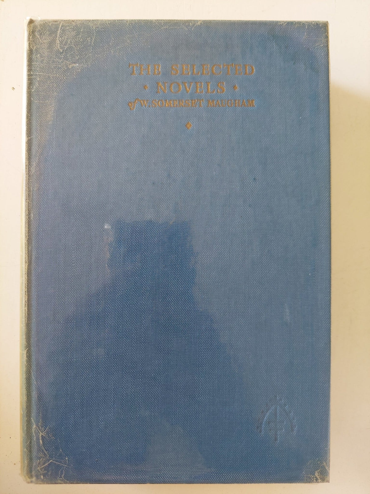 The selected novels of Somerset Maugham - جزئين هارد كفر - متجر كتب مصر - متجر كتب مصر