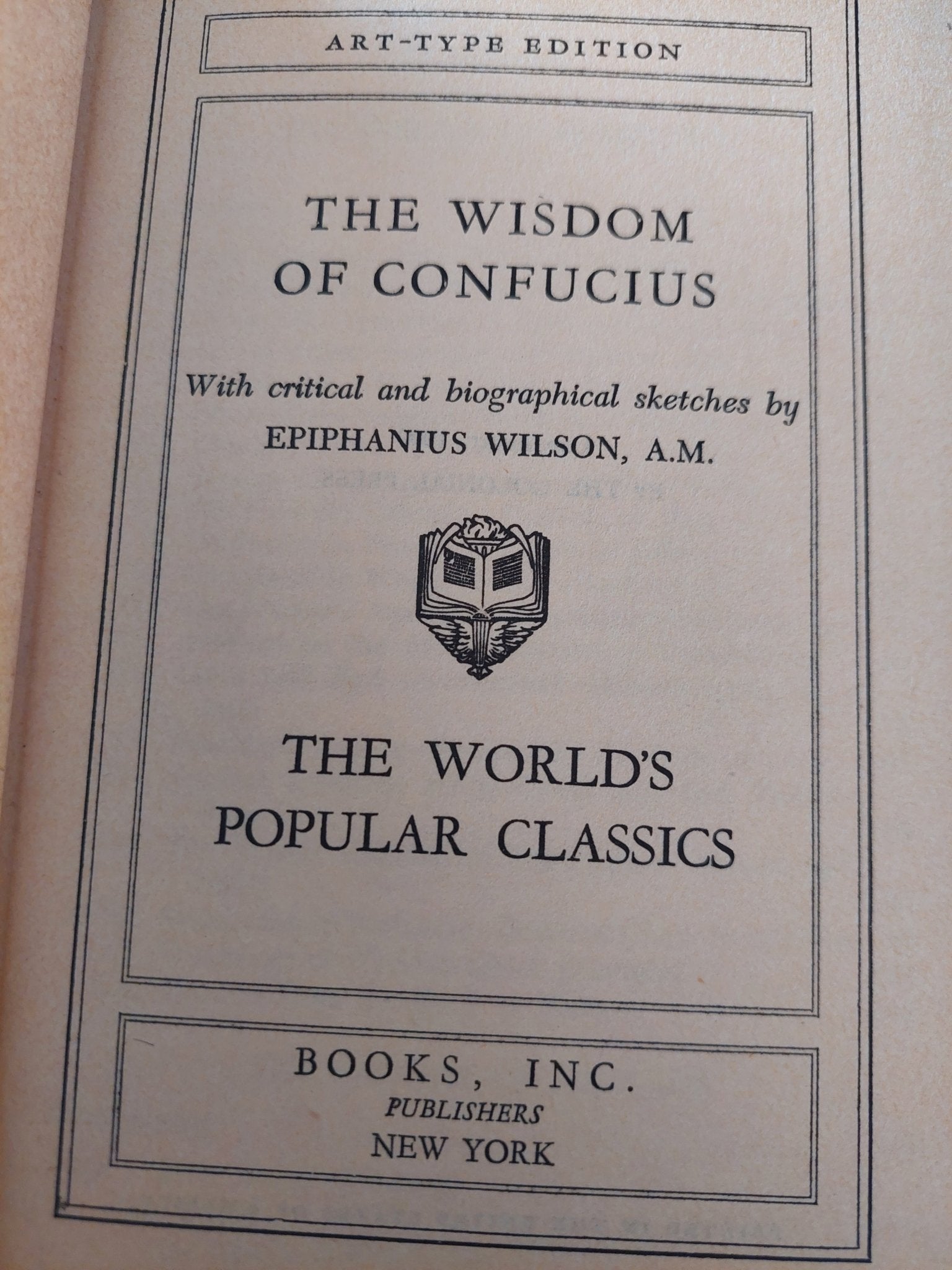 The wisdom of Confucius - هارد كفر - متجر كتب مصر - متجر كتب مصر